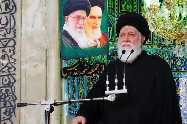 Clerics In Iran Ignore Economic Hardship, Scandals In Sermons