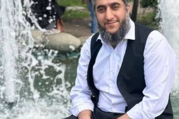 مقتل ناشط معارض للنظام الإيراني أمام منزله في إسطنبول