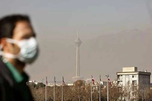 الحكومة الإيرانية: استخدام المازوت في إنتاج الكهرباء تسبب في وفاة نحو 31 ألف شخص