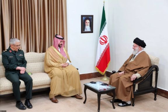 Iran's Supreme Leader and Saudi defense minister meet in Tehran