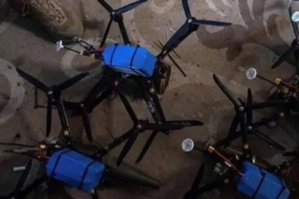 "فرانس 24": صور الأسلحة المنسوبة إلى "عملاء الموساد" في إيران تفتقر للمصداقية