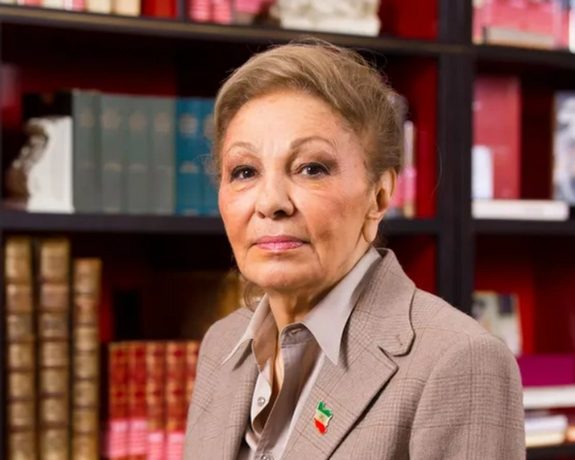 شهبانو فرح پهلوی درباره اعتراضات سراسری: هر چه ظلم حکومت بیشتر شده اتحاد مردم عمیقتر شده