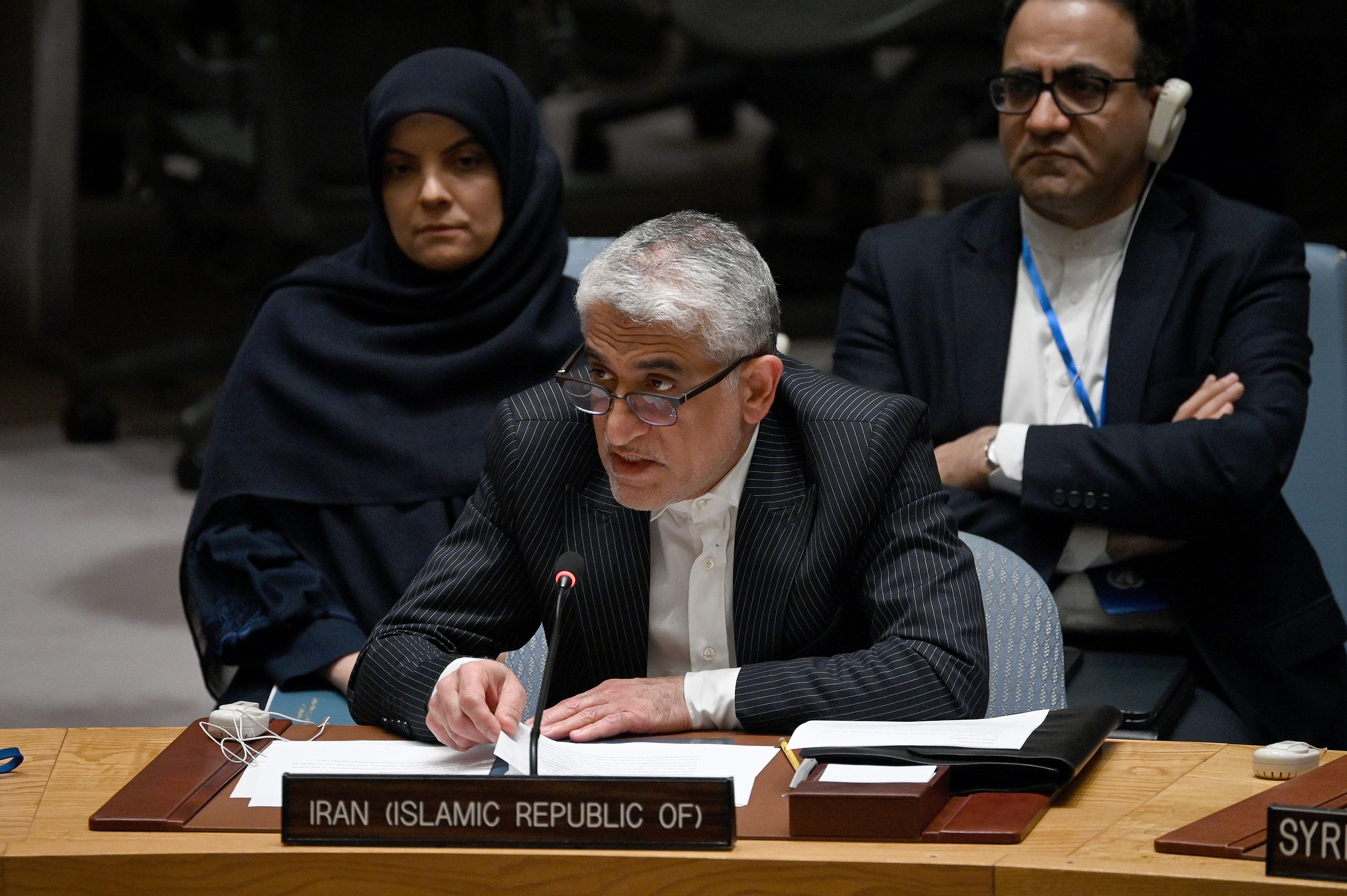 تهران: فعال‌سازی مکانیسم ماشه با «پاسخ قاطع» مواجه می‌شود