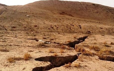 معاون شرکت آب چهارمحال و بختیاری: ناقوس فرونشست در دشتهای شش استان به صدا درآمده