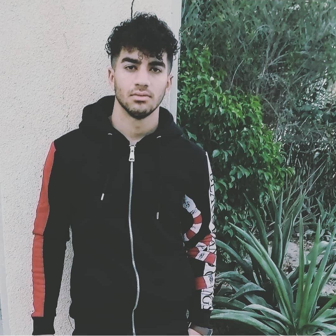 Security forces kill 24-year-old protester in Yazdanshahr, source says