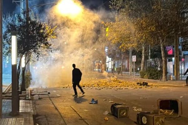 در بیستوهفتمین روز انقلاب ملی ایرانیان چه گذشت؟