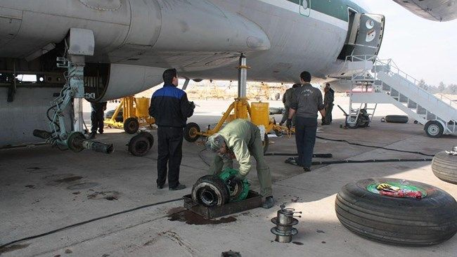 وزیر صمت: در فرودگاه مهرآباد قبرستانی از هواپیماهای زمین‌گیر وجود دارد