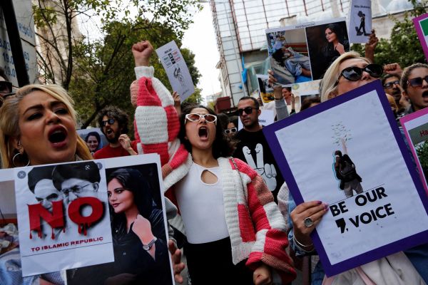Election protests ignite debate over diaspora's role in Iran's future