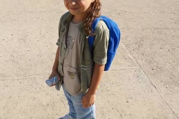 مقتل طفل وإصابة شقيقته بجروح خطيرة برصاص قوات الأمن الإيرانية جنوب غربي إيران