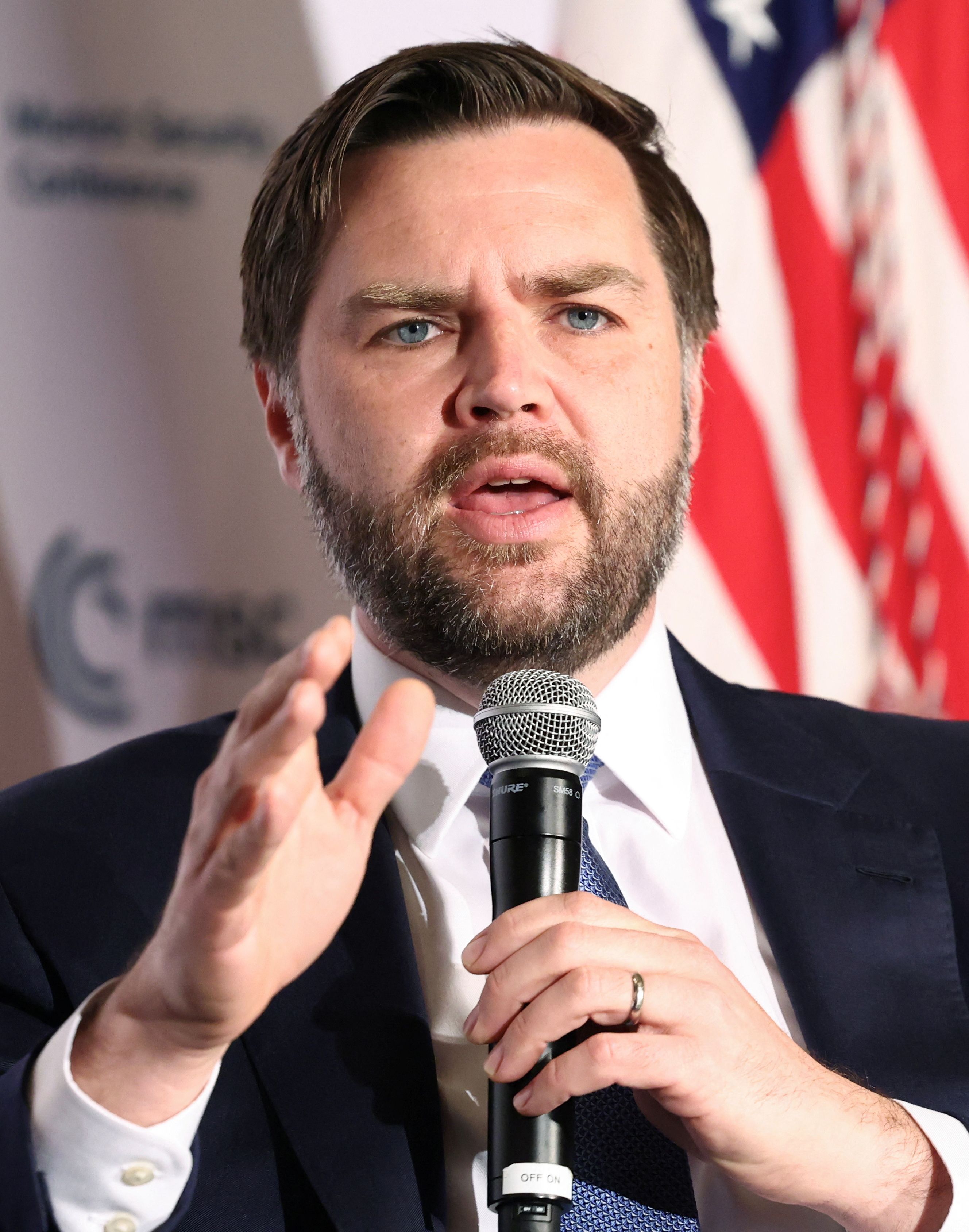 نائب الرئيس الأميركي: لن نوافق لإيران على تخصيب يُنتج سلاحا نوويا