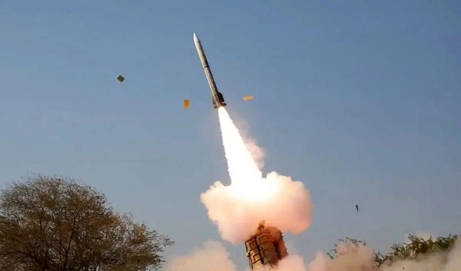 رویترز: موشک جمهوری اسلامی بر فراز لبنان رهگیری شد