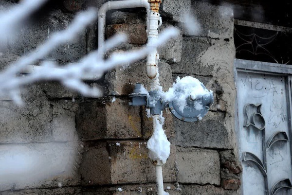 قطع گاز در مناطقی از سه استان شمالی و زیان ۹۰ هزار میلیارد تومانی قطعی‌های گاز و برق 