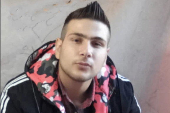 رضا کاظمی، معترض ۱۶ ساله اهل کامیاران، پس از ۶ روز تحمل جراحت جان باخت