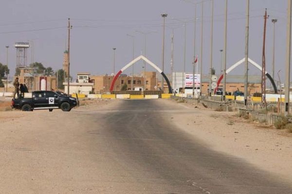 Syrian rebels seize Iraqi crossing, choking Iranian lifeline to Hezbollah