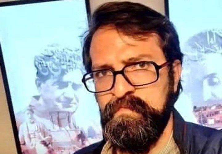 فواد شمس، روزنامه‌نگار و تحلیلگر سیاسی به زندگی خود پایان داد