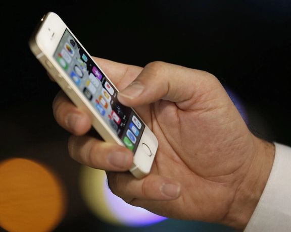 آمار رسمی نشان میدهد حدود ۹۳ درصد مردم در ایران از اینترنت تلفن همراه استفاده میکنند