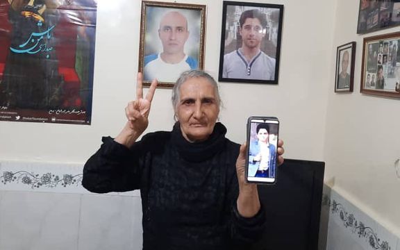 گوهر عشقی: آنها که در صدد تصاحب انقلاب مردم به نفع خودند از جمهوری اسلامی کثیفترند