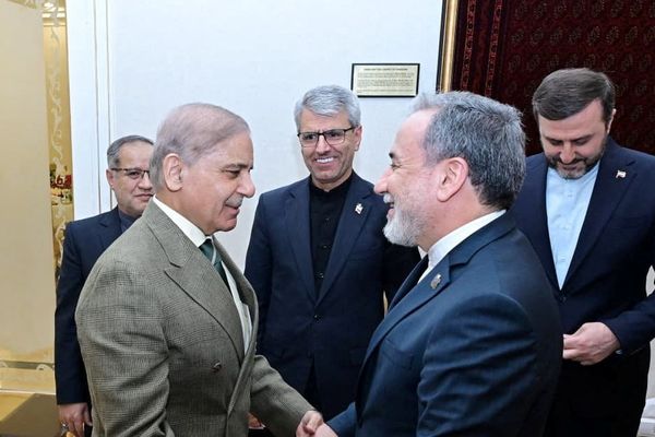 وزارت خارجه پاکستان: تماس با واشینگتن و تهران ادامه دارد