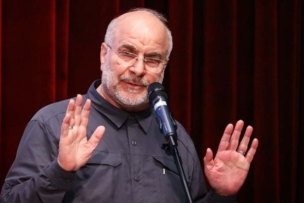 رئيس البرلمان الإيراني يطالب بإجراءات تجعل "آلية الزناد" مكلفة على الترويكا الأوروبية