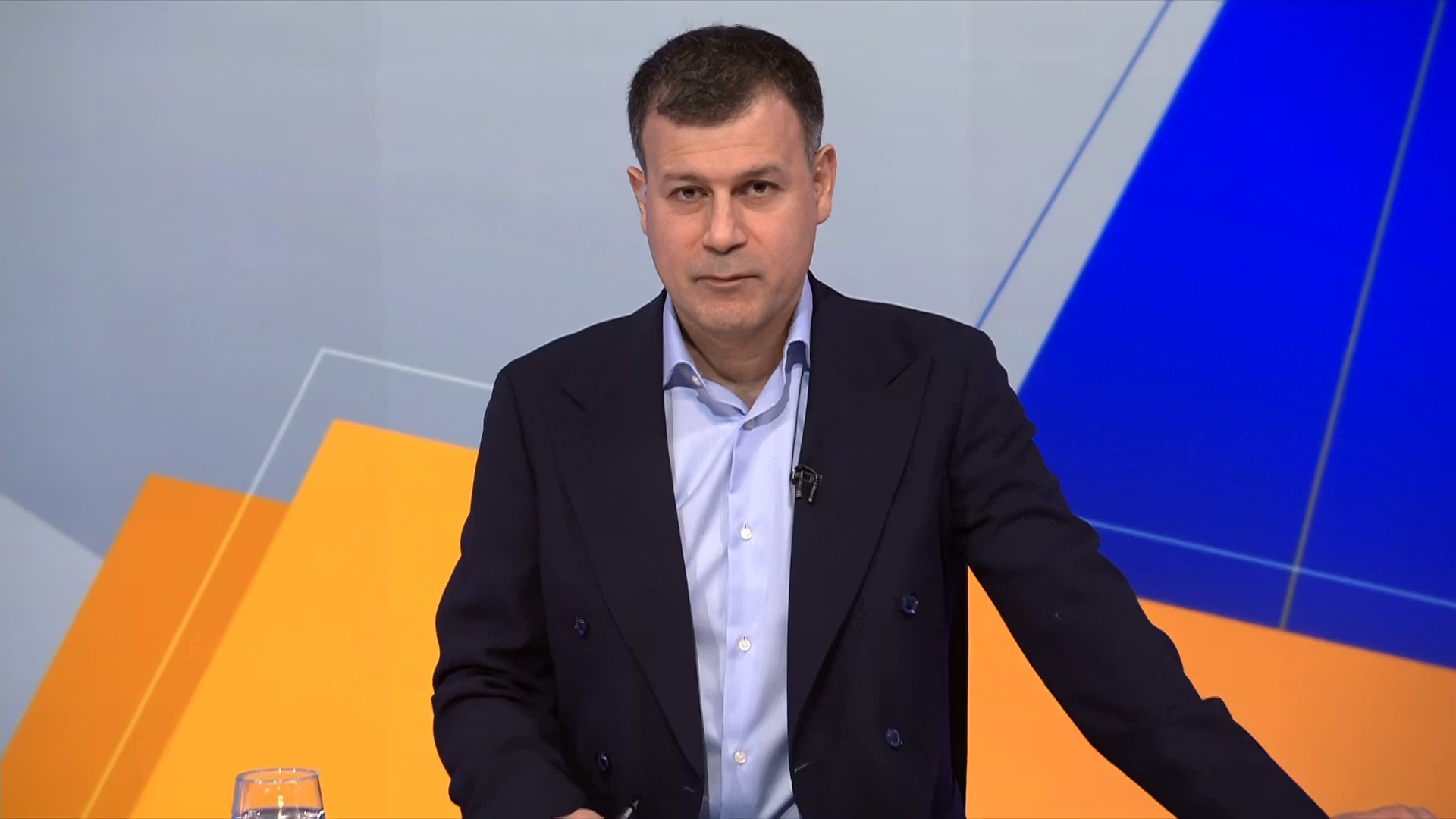 دومینو: نبرد روسوفیل‌ها و غرب‌گرایان در راس حکومت اسلامی