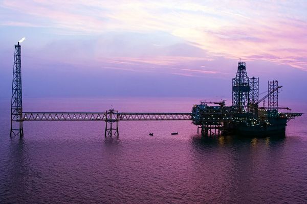 Tehran’s oil lifeline shows signs of strain under tightening sanctions