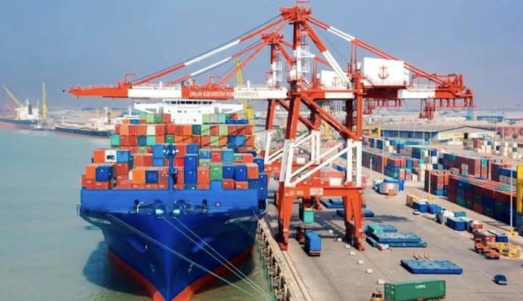 تلگراف: پنج کشتی تحریم‌شده با محموله سدیم پرکلرات به ایران رسیدند