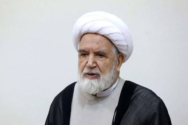 مهدی کروبی: کشتار فجیع مردم پذیرفتنی نیست؛ مسئول این وضعیت اسفبار خامنهای است