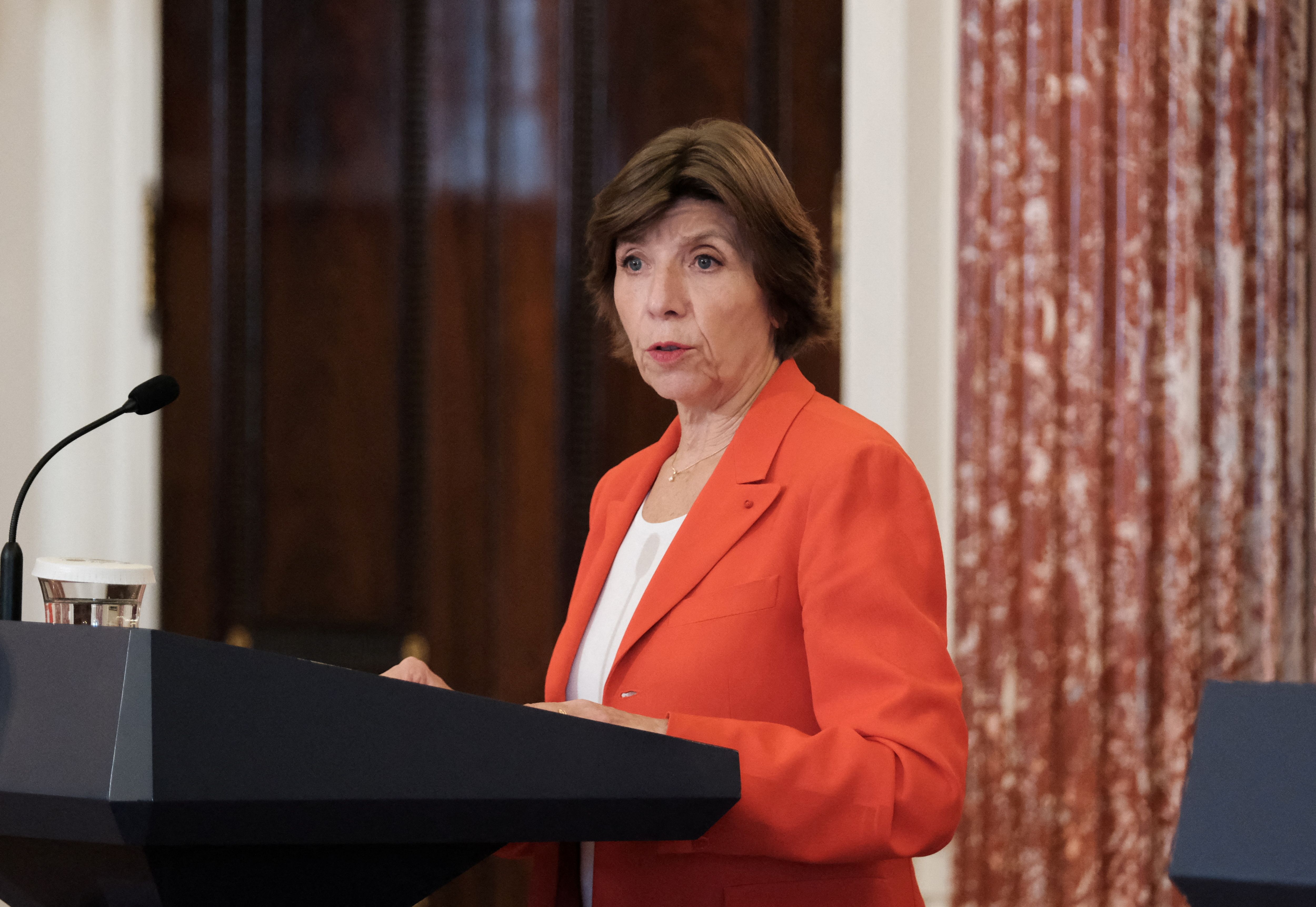 Iran Arrests Two More French Citizens As West Increases Pressure