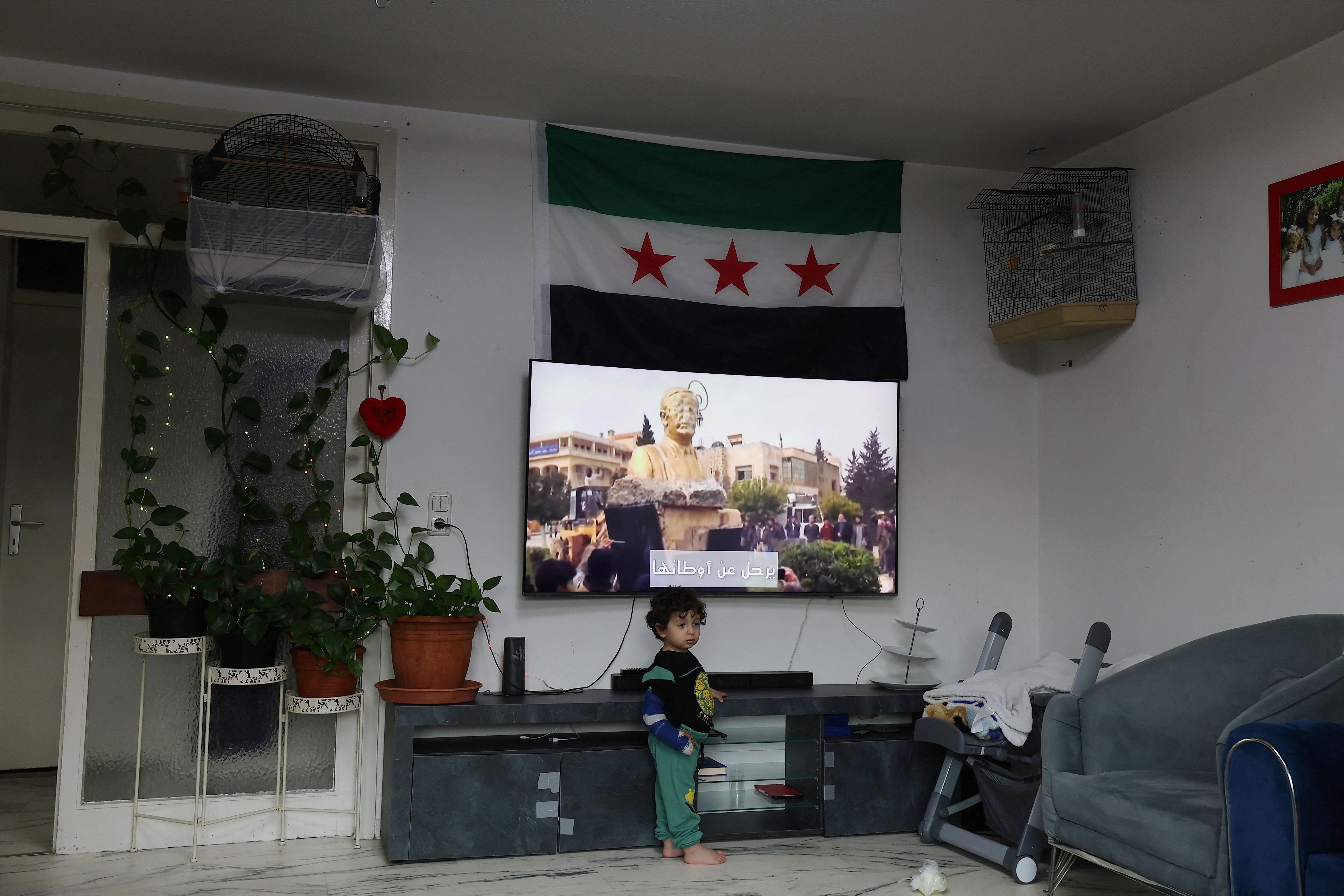 اختلاف میان نیروهای کُرد سوریه و دولت مرکزی؛ دمشق در نشست پاریس شرکت نمی‌کند 