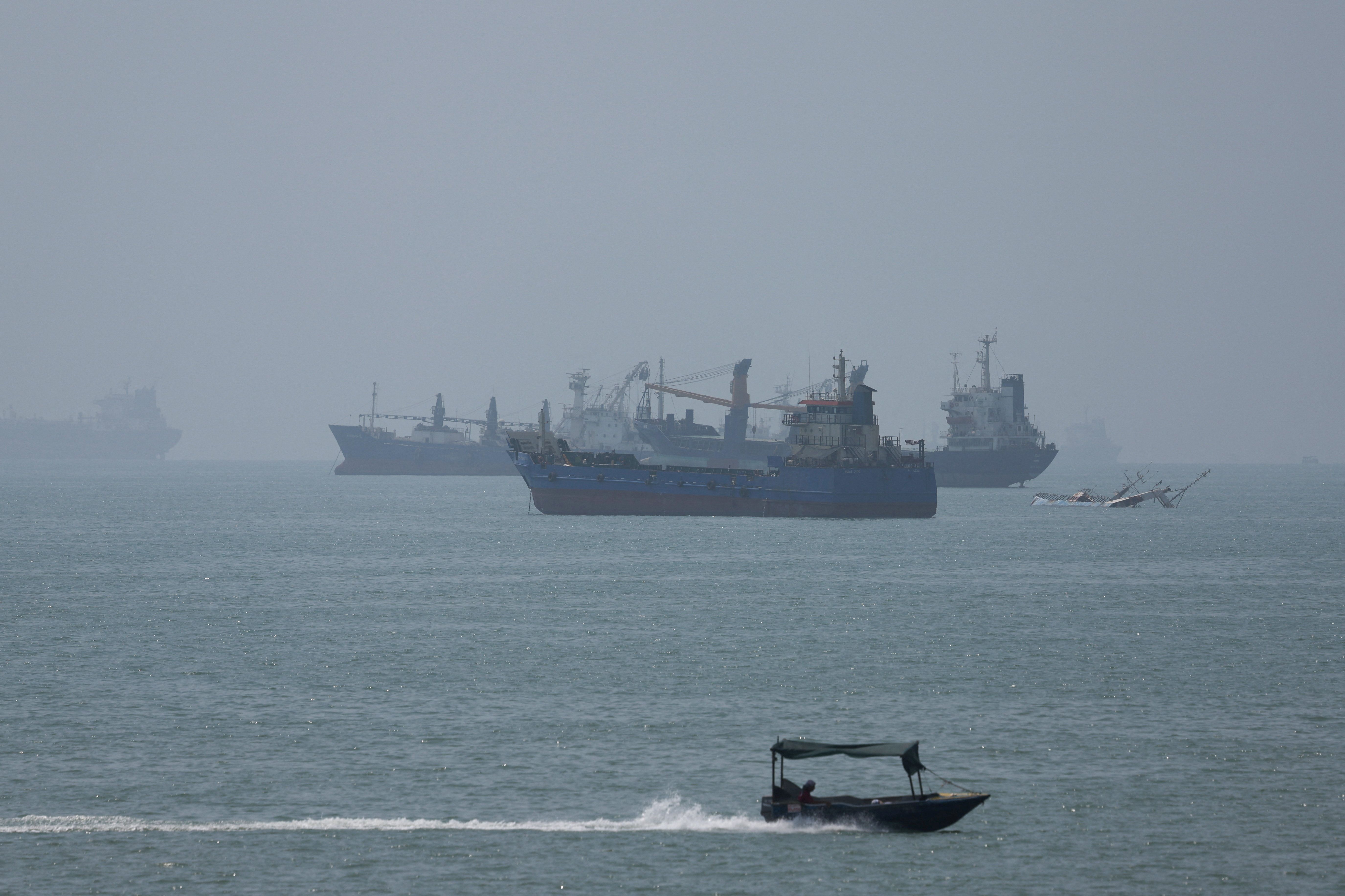 Could Hormuz offer a way out of the US-Iran war?