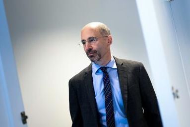 راب مالی و فیصل بن فرحان درباره برنامه اتمی و حمایت ایران از گروههای شبهنظامی صحبت کردند