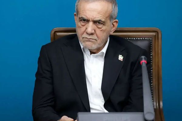 پزشکیان درباره بحران انرژی: بد مصرف میکنیم و بد سیاستگذاری میکنیم