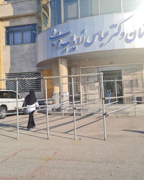 رغم رفض الطلاب والطالبات.. سلطات إيران تواصل منع الاختلاط بداية من مدخل الجامعة