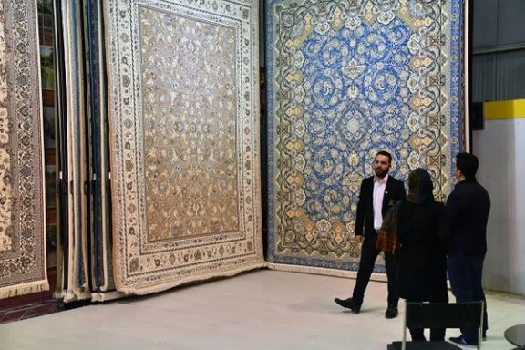 اتحادیه فروشندگان فرش ماشینی تهران از افت ۳۰ درصدی فروش فرش در پی بحران کرونا خبر داد
