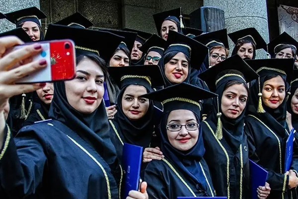 "الغارديان": تعاون بين الجامعات الأسترالية والإيرانية في مجال التقنيات الحساسة