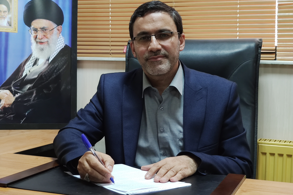 برلماني إيراني: حذف الأصفار من العملة يشبه حلاقة شعر مريض يعاني من آلام في أذنه وعينيه