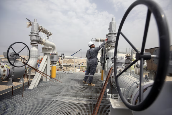 Iran, Iraqi militias net over $1 billion in fuel oil smuggling