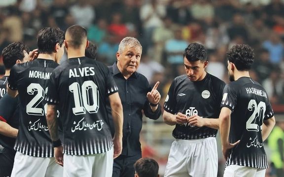 تعیینتکلیف نهاد امنیتی برای فوتبال؛ جشن قهرمانی تراکتور، هفته آخر برگزار میشود