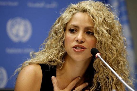 شکیرا، خواننده مشهور کلمبیایی، از زنان، دختران مدرسهای و معترضان در ایران حمایت کرد