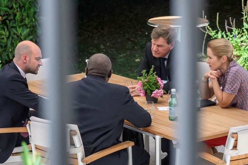 آلمان و فرانسه: ایران هرگز نباید به سلاح هسته‌ای دست پیدا کند