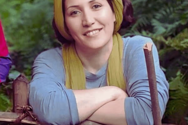 المصادقة على حكم بإعدام سجينة سياسية إيرانية.. رغم نقضه سابقًا