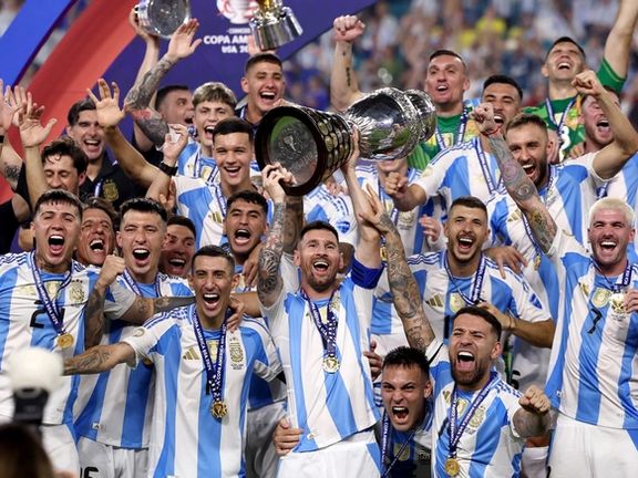 مسی، پرافتخارترین فوتبالیست تاریخ