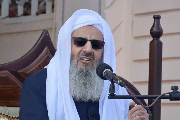 مولوی عبدالحمید: کشتار هزاران معترض در ایران طی چند روز فاجعهای هولناک بود