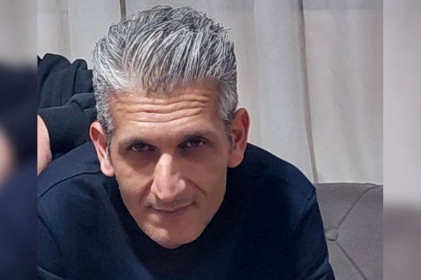 جمهوری اسلامی، علی محمدی، هوادار عاشق پرسپولیس را با سه گلوله جنگی کشت