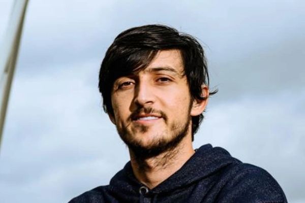 سردار آزمون در واکنش به کشتار مردم ایران؛ هیچوقت شما را از یاد نمیبریم