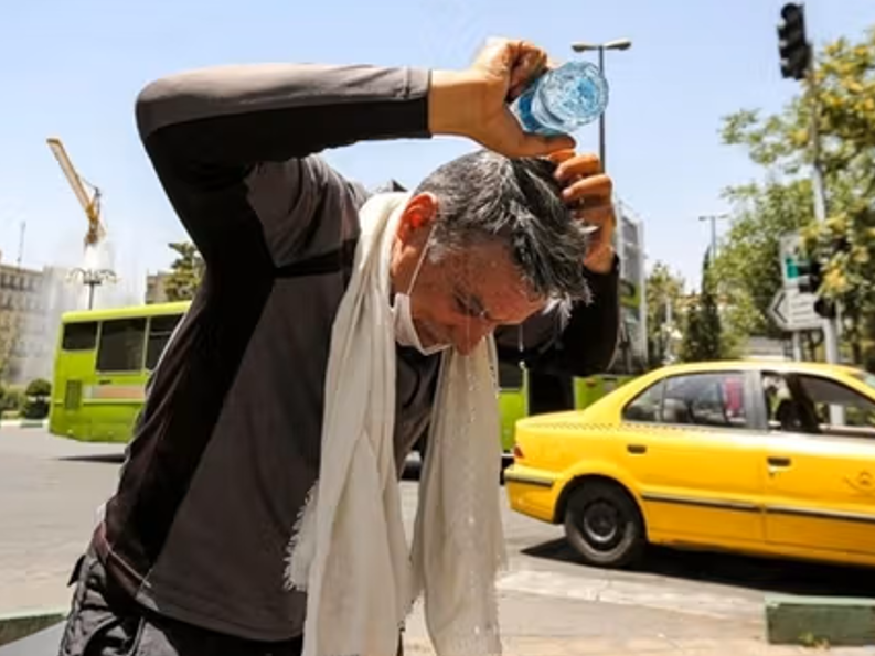 ۴۶ سال پس از وعده‌ آب و برق مجانی ۲۳ استان کشور به دلیل بحران انرژی تعطیل شدند