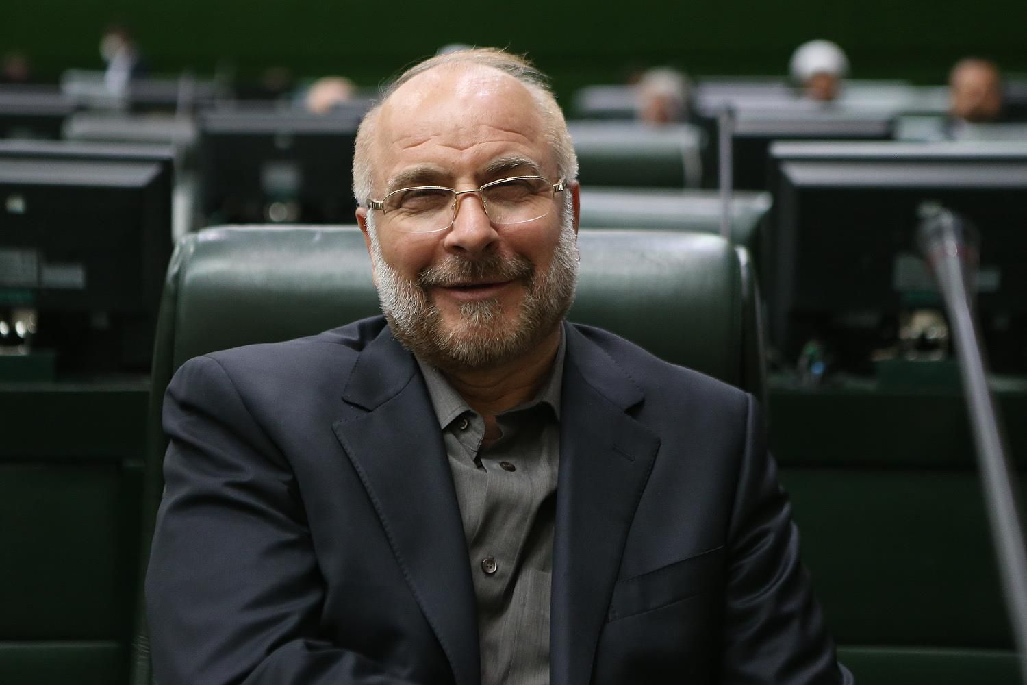 قالیباف با اشاره به تحریم‌‌ها: مردم حاضرند فشارها را تحمل و پای ارزشهای انقلاب بایستند