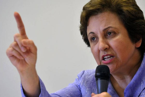 شيرين عبادي: إجراء استفتاء في ظل ولاية خامنئي خطأ قانوني وسياسي فادح