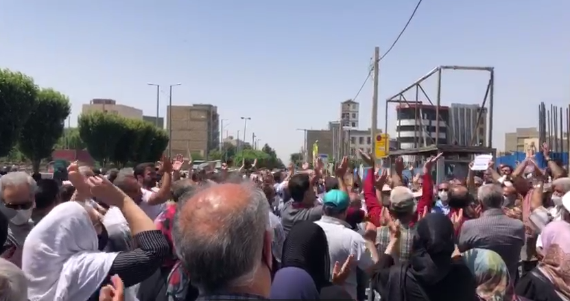 People In Iran's Capital, Other Cities Protest Economic Hardship