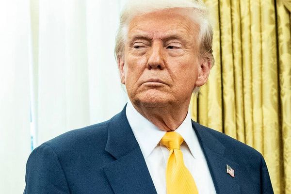 ترامپ از تماس جمهوری اسلامی برای آغاز مذاکره خبر داد